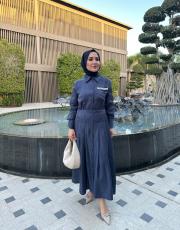 cep detayı taşlı piliseli elbise lacivert