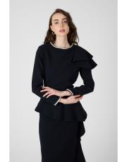 yakası taşlı fırfırlı takım  siyah