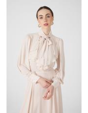 fırfırlı gömlek bej