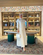 piliseli tüvit elbise ekru 3