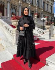 mahira payetli abaya takım siyah